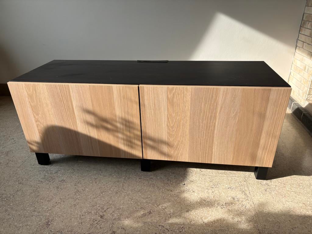 Besta tv-kast, Enlèvement, Utilisé