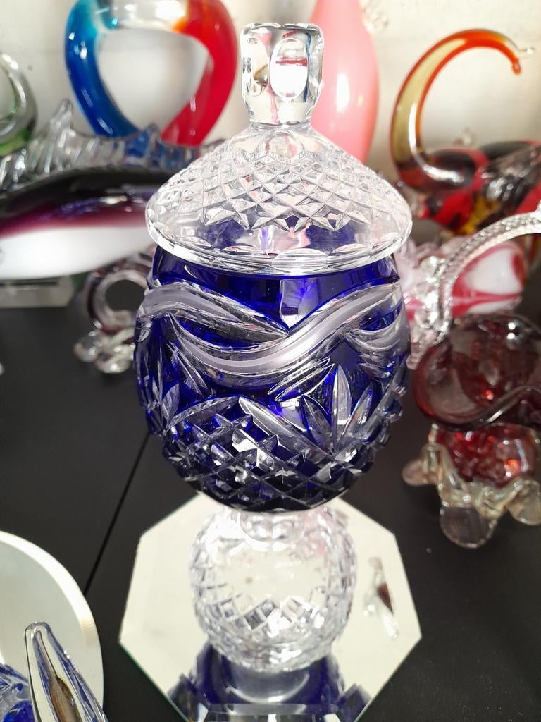 Kristallen pot met deksel, Ophalen