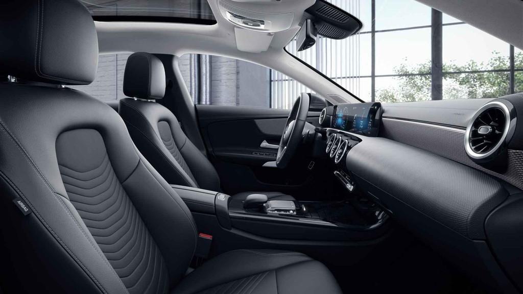 Mercedes-Benz CLA-klasse 250 e Shooting Brake Luxury Line |, Auto's, Mercedes-Benz, CLA, Stof, 16 kWh, Plug-in hybride