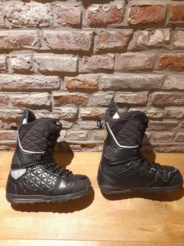 Snowboard boots maat 45 burton, Sports & Fitness, Enlèvement