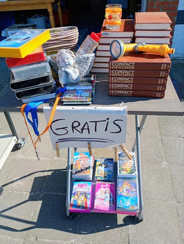 Rommelmarkt spullen GRATIS!! Garageverkoop Molenstede Diest, Diversen, Rommelmarktspullen, Ophalen