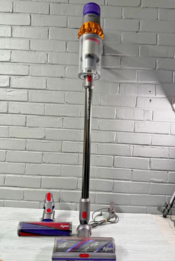 Dyson V15 SV22 Detect Absolute draadloze stofzuiger, Elektronische apparatuur, Stofzuigers, Stofzuiger, Ophalen of Verzenden, Zo goed als nieuw