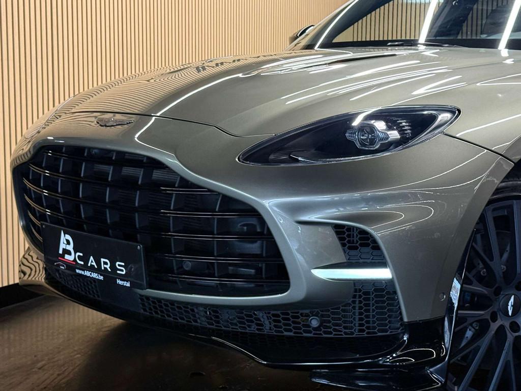 Aston Martin Dbx 4.0i BI-TURBO * 707 * PACK CARBON * FULL OP, Autos, Aston Martin, Cuir, Argent ou Gris, Achat, Entreprise