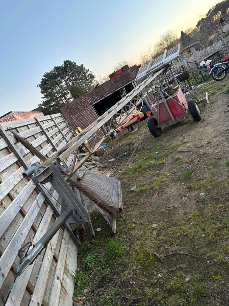 Bouwlift 220v, Ophalen, Zo goed als nieuw