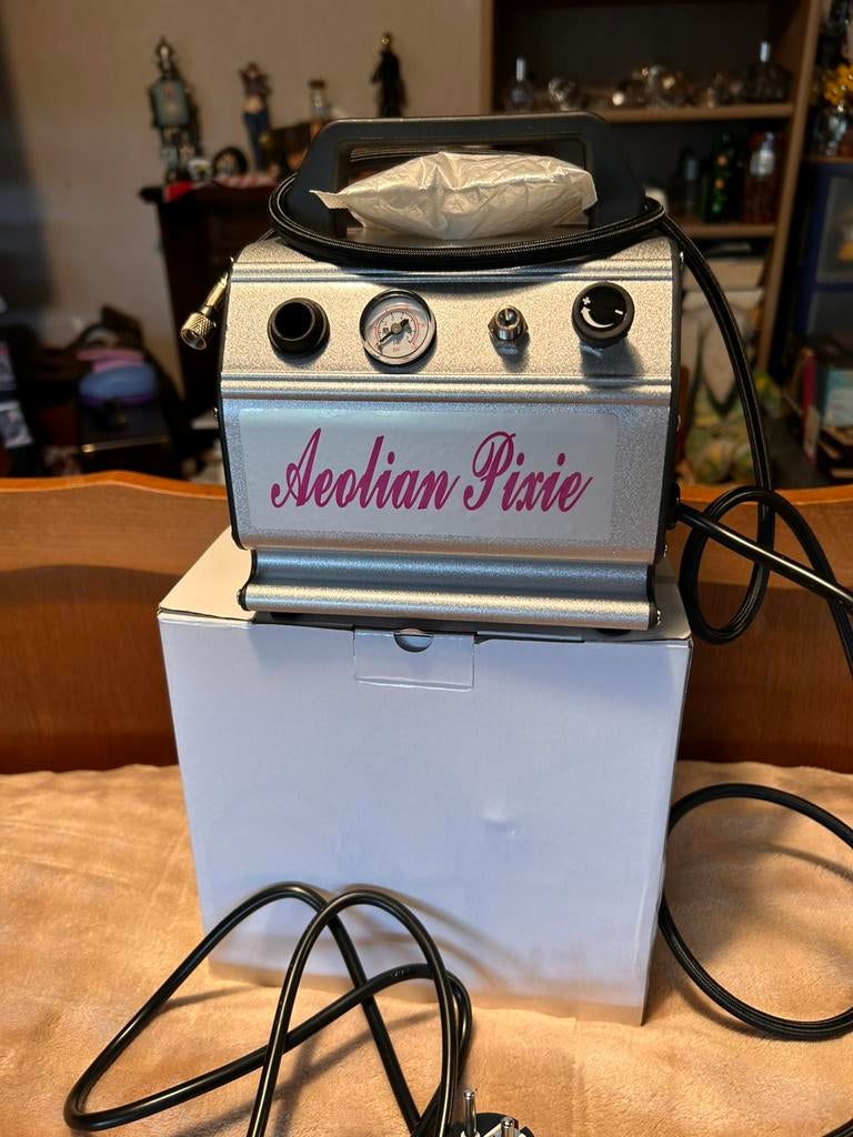 Airbrush Kompressor AS176 Wiltec, Ophalen of Verzenden, Zo goed als nieuw