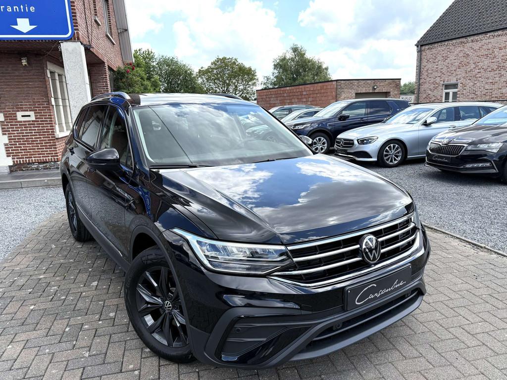 Volkswagen Tiguan Allspace 1.5 TSI Life Business OPF DSG Cam, Auto's, Automaat, Stof, 1498 cc, Zwart
