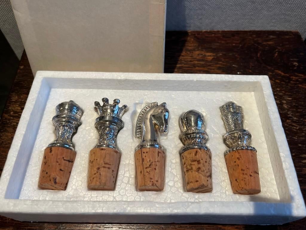 5 bouchons en liège vintage pour bouteilles de vin, Collections, Enlèvement ou Envoi