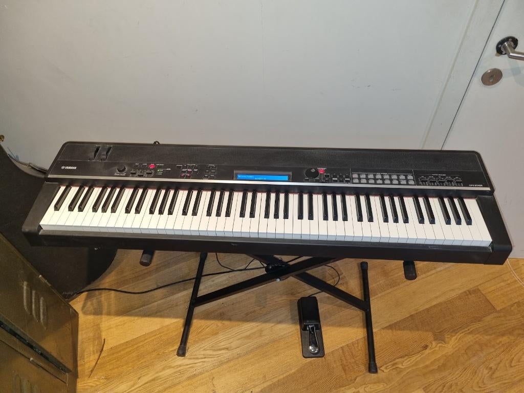 Yamaha CP4 stagepiano, Musique & Instruments, Pianos, Comme neuf, Digital, Enlèvement, Piano