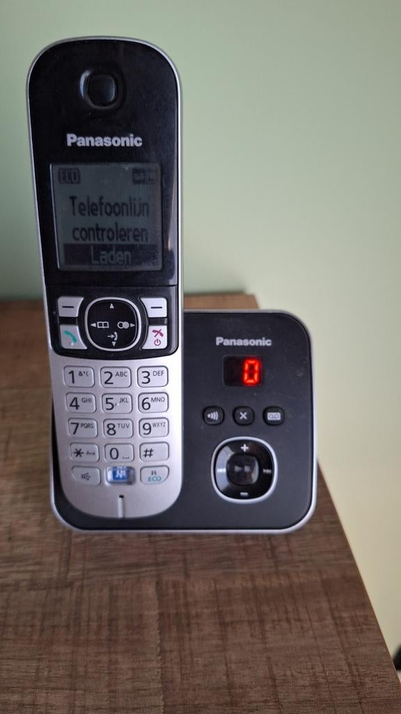 Telefoon panasonic, Ophalen, Zo goed als nieuw, 2 handsets, Stralingsarm