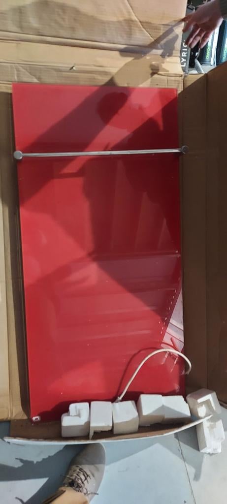 Panneau chauffant en verre rouge, porte-serviettes 400W, Bricolage & Construction, Dalles & Carrelages, Enlèvement