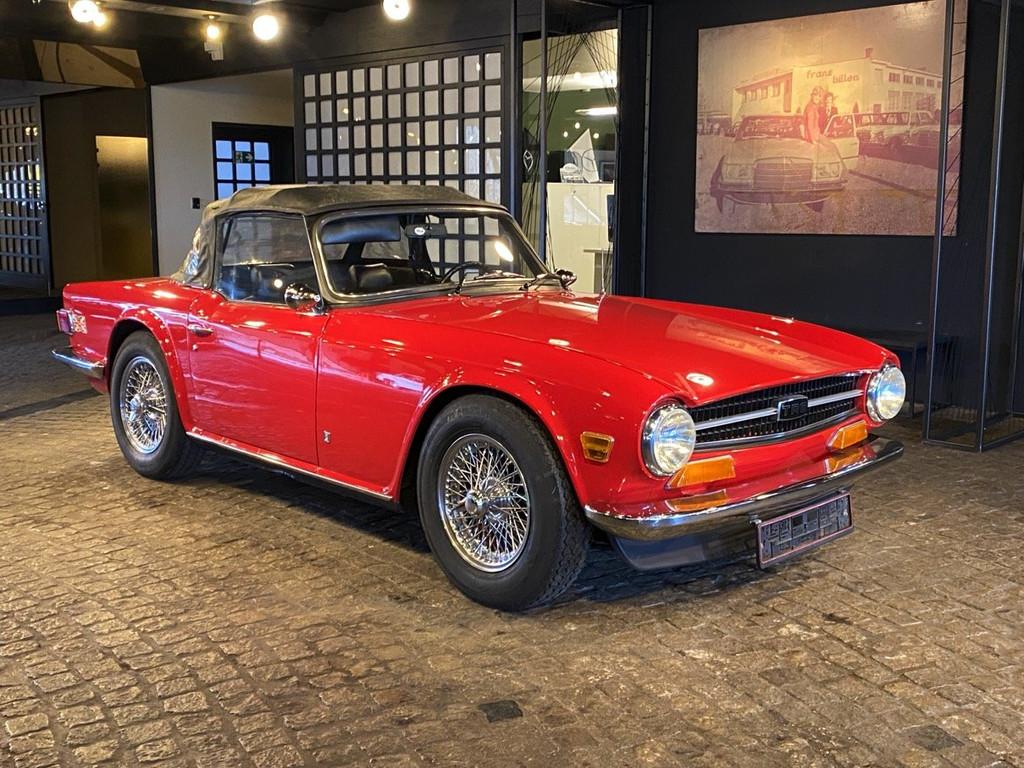Triumph TR6 (année de construction 1974), Rouge, Achat, 2500 cm³, Entreprise