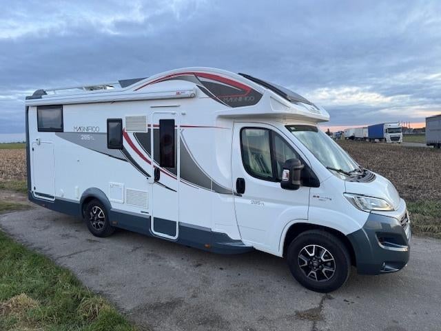 Roller Team "Magnifico 285 TL", Caravanes & Camping, Camping-cars, Jusqu'à 5, Toilette à cassette, Fiat, Boîte manuelle