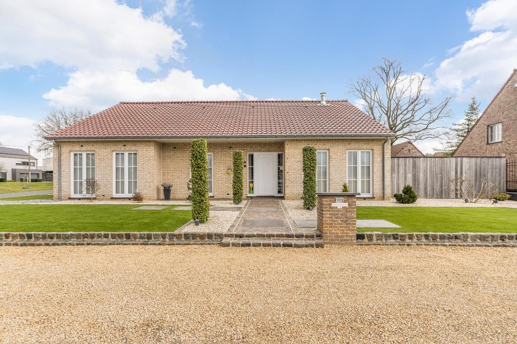 Rustig gelegen gezinswoning in Koersel, Immo, 500 tot 1000 m², Vrijstaande woning, Provincie Limburg, 191 m²