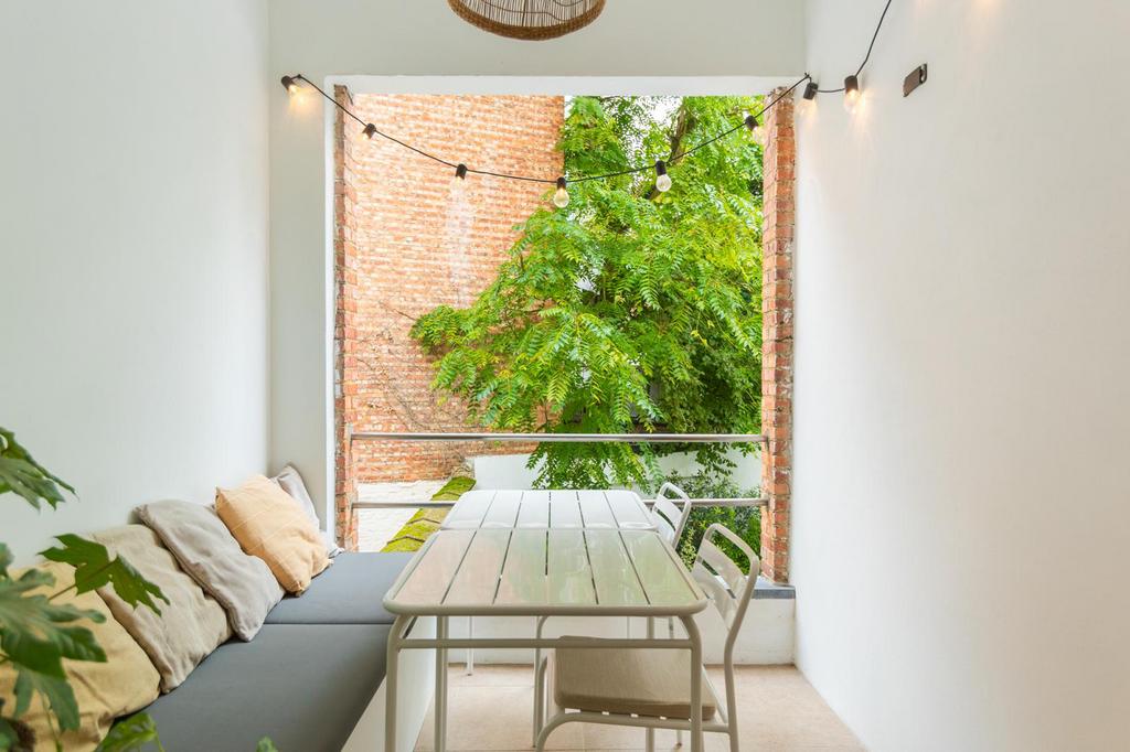 2 metalen tuintafels en 2 bijhorende stoelen, Tuin en Terras, Tuintafels, Ophalen, Gebruikt, Rechthoekig, Metaal