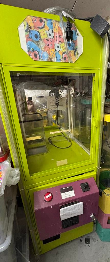 Grue a peluches / jouets . Non fonctionnelle , a reparer, Collections, Enlèvement, Utilisé