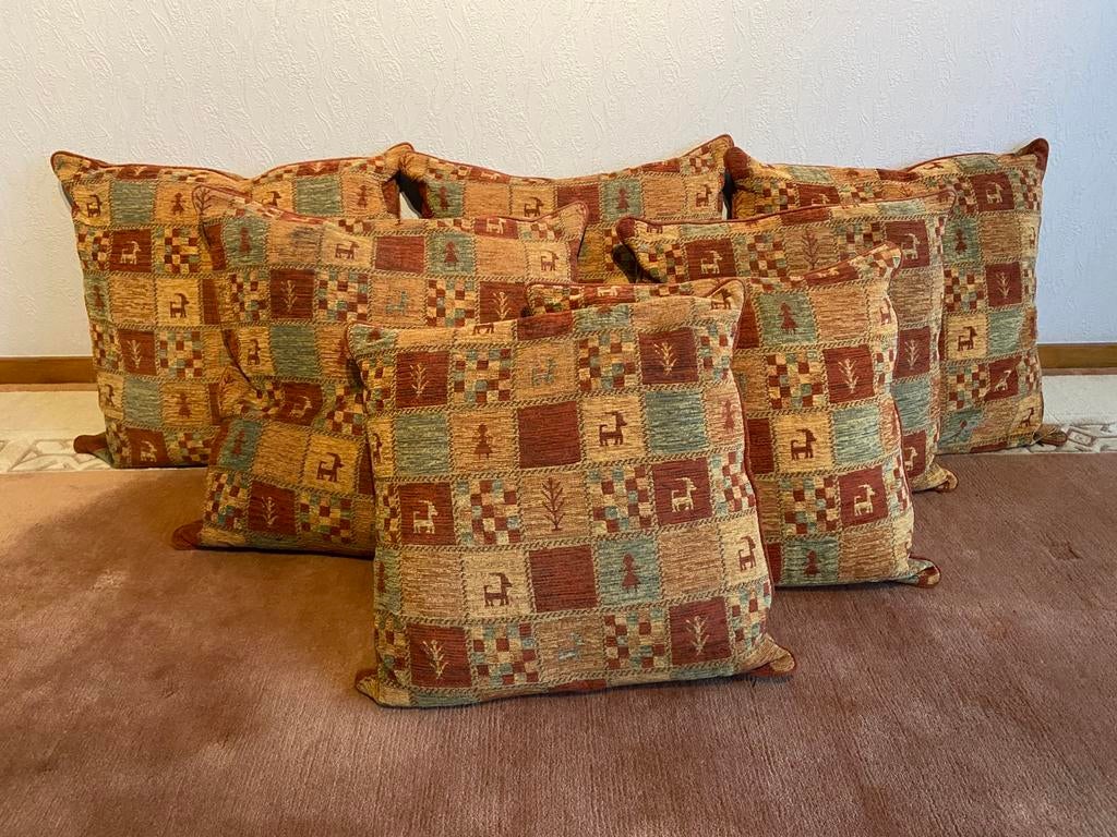 7 kussens met dubbelzijdig Kelim-design, Ophalen, Gebruikt