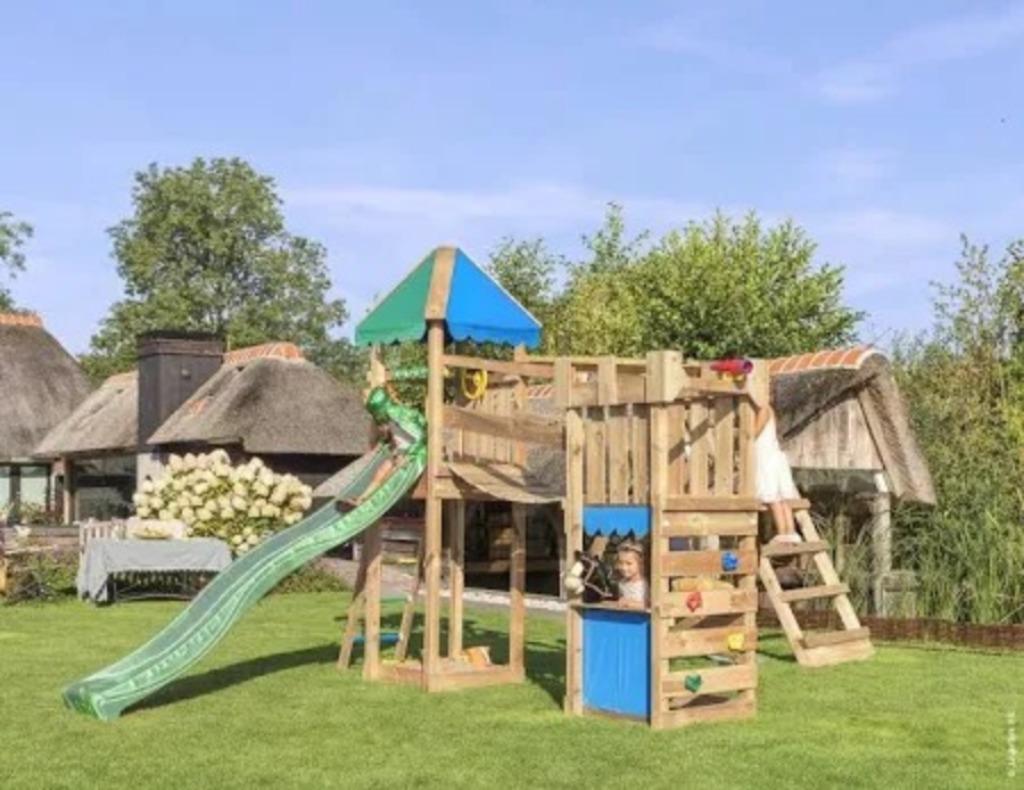 Cherche, portiques, palettes, grands et petit tourets, Enlèvement, Bac à sable, Partie complémentaire