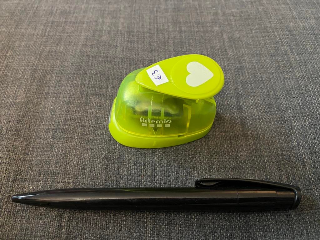 Kleine figuurpons hart - merk Artemio, Hobby & Loisirs créatifs, Bricolage, Comme neuf, Enlèvement