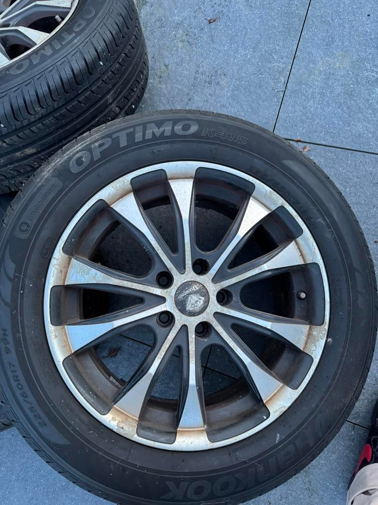 Nouveaux pneus Hankook avec jantes, Autos : Pièces & Accessoires, Neuf, Pneus et Jantes, Véhicule de tourisme, Pneus été