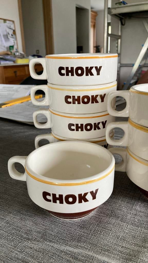 choky tassen, Ophalen