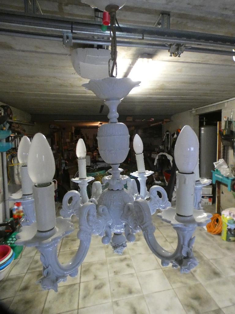 Lustre en porcelaine blanche à 6 points lumineux, Antiquités & Art, Enlèvement