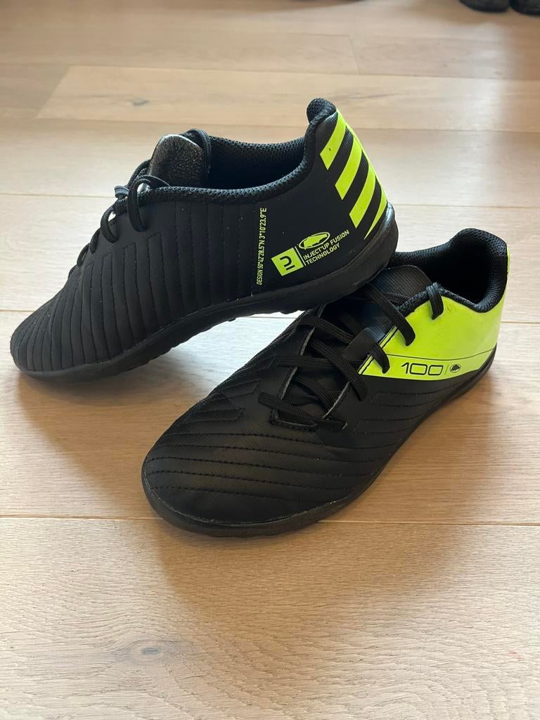 Chaussures foot enfant kipsta T36 - excellent etat, Garçon ou Fille, Comme neuf, Chaussures de sport, Décathlon