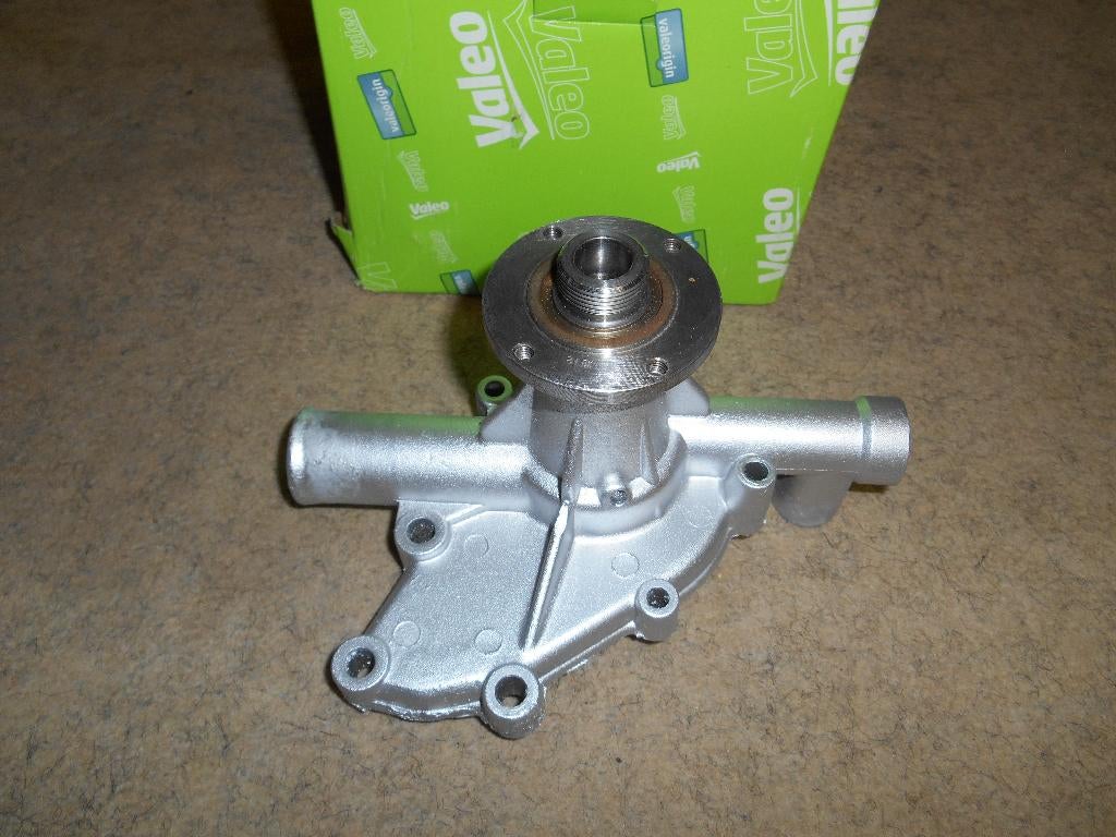 BMW E28 & E30 : Waterpomp in goede staat, Enlèvement ou Envoi, Utilisé, BMW