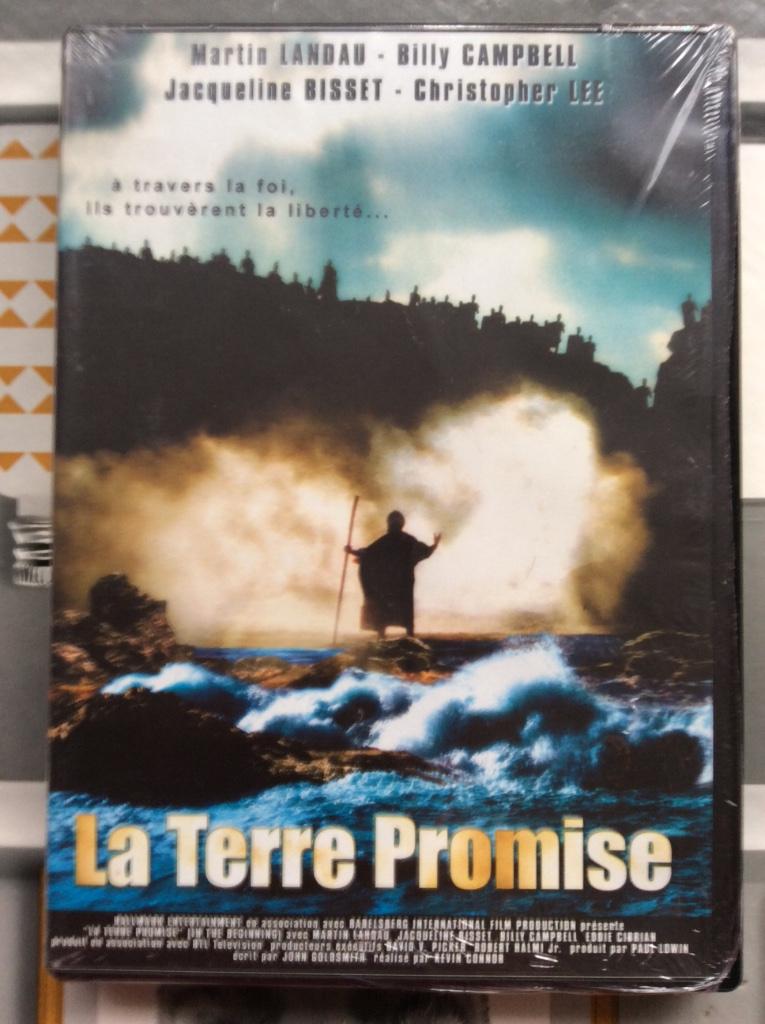LA TERRE PROMISE., Enlèvement ou Envoi, Neuf, dans son emballage