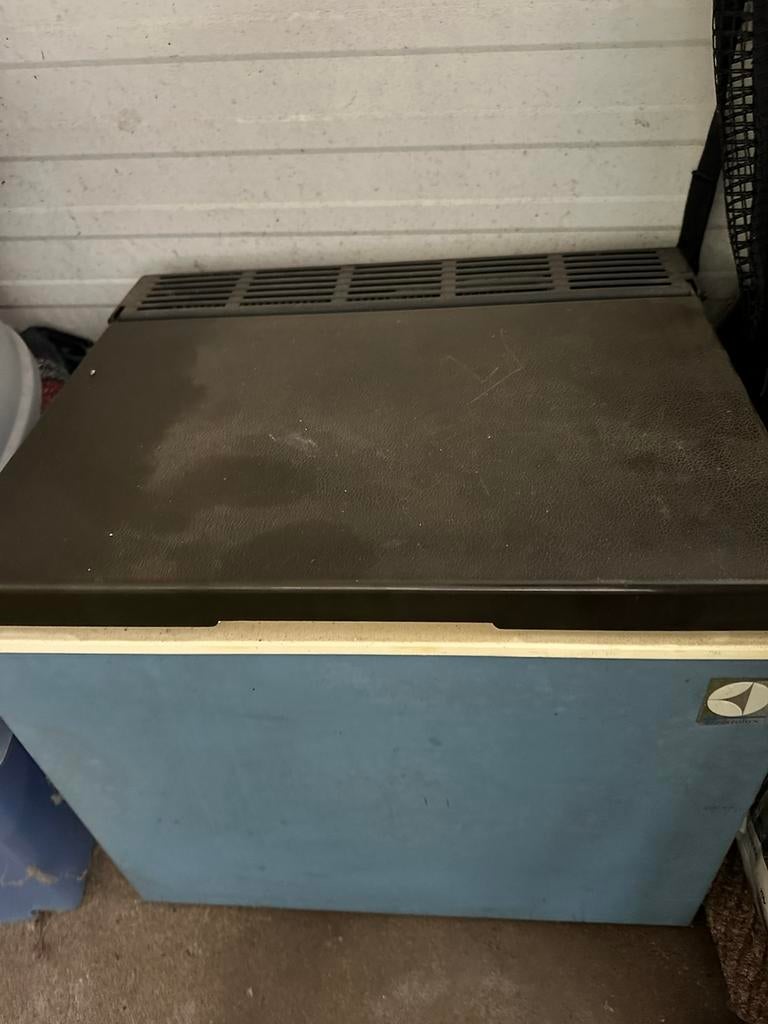 Glacière à absorption rétro Electrolux, 12 V, 220 V, gaz, Enlèvement, Comme neuf, Glacières