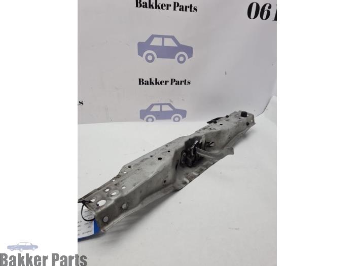 Chassisbalk voor van een Suzuki Grand Vitara, Gebruikt, -, -, -