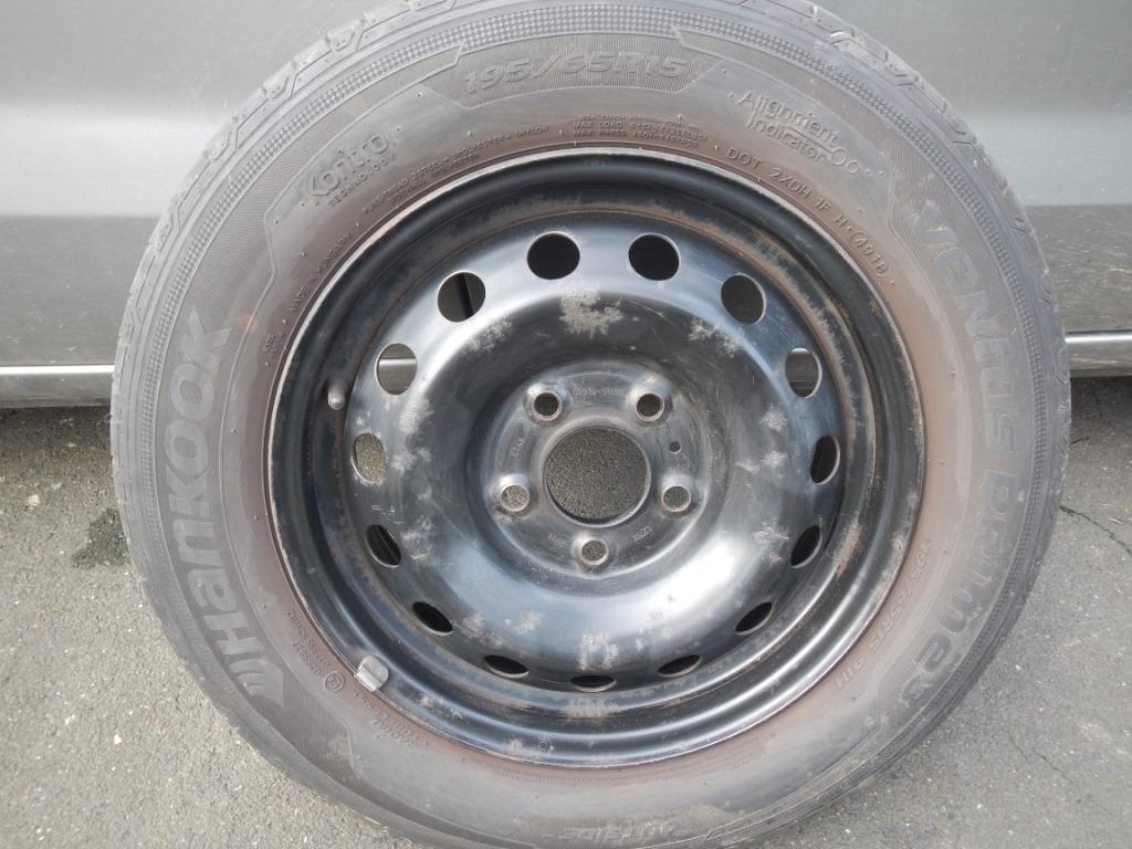 Lot 4 jantes acier pour pneus 195/65 R15  KIA Vinga.Prix 8 €, Autos : Pièces & Accessoires, Pneus & Jantes, Pneu(s), Autre, Utilisé