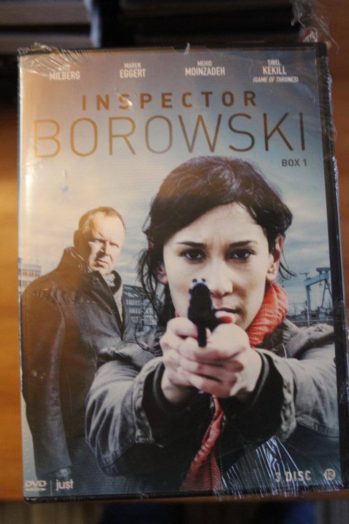 Inspector Borowski  box 1-2       span. Crimeserie   nieuw!, CD & DVD, DVD | TV & Séries télévisées, À partir de 12 ans, Enlèvement ou Envoi