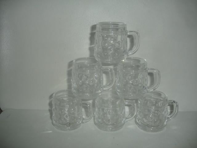 6 Schnappes glaasjes met oor voor € 3,00, Verzamelen, Glas en Drinkglazen, Zo goed als nieuw, Borrel- of Shotglas, Ophalen of Verzenden