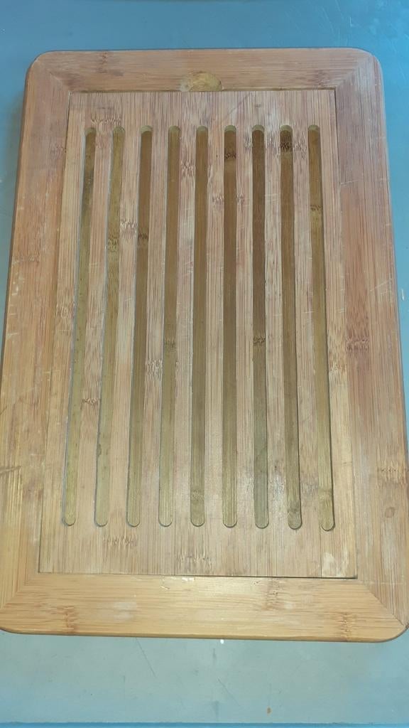 Planche pour couper le pain en bois, Maison & Meubles, Enlèvement ou Envoi, Utilisé