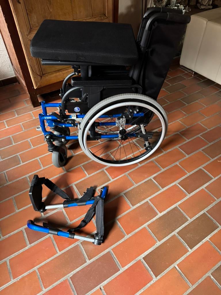 Chaise roulante Vermeiren V300, Divers, Chaises roulantes, Enlèvement, Comme neuf