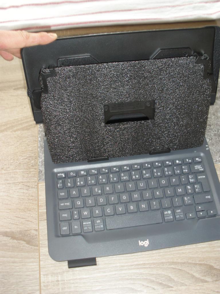 Toetsenbord voor tablet, Computers en Software, Toetsenborden, Nieuw, Azerty, Draadloos, Ergonomisch, Ophalen of Verzenden