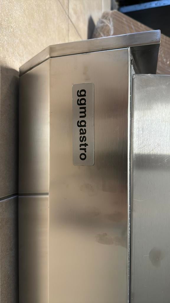 Ggm gastro opzetvitrine toppings, Enlèvement