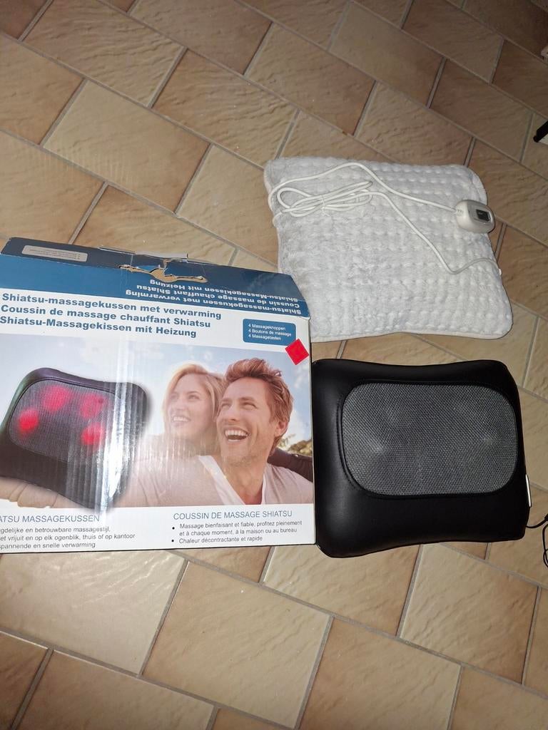 Te koop: Massagekussen+ verwarmingskussen, Ophalen