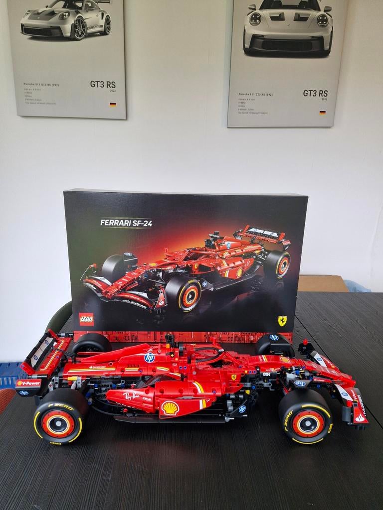 LEGO 42207 FERRARI SF-24, Enfants & Bébés, Jouets | Duplo & Lego, Enlèvement, Lego