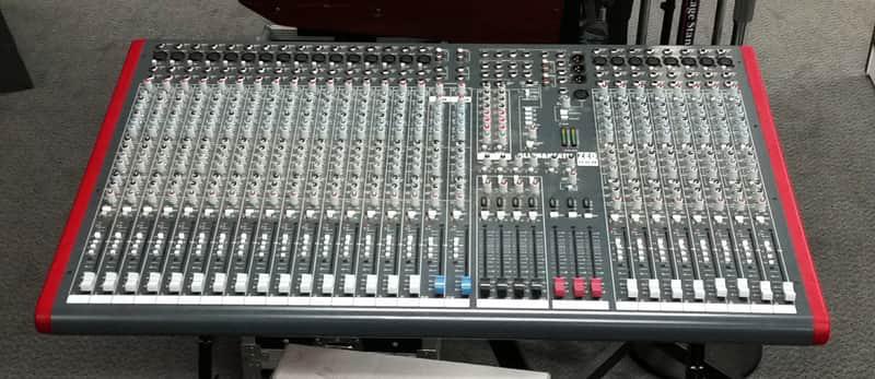Allen & Heath ZED-428 – pro 24-kanaals analoge mixer met USB, Muziek en Instrumenten, Ophalen, Gebruikt