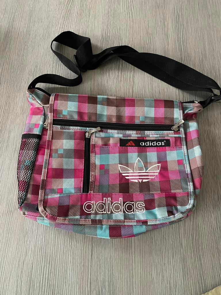 Schoudertas Adidas, Ophalen of Verzenden, Zo goed als nieuw, Overige merken