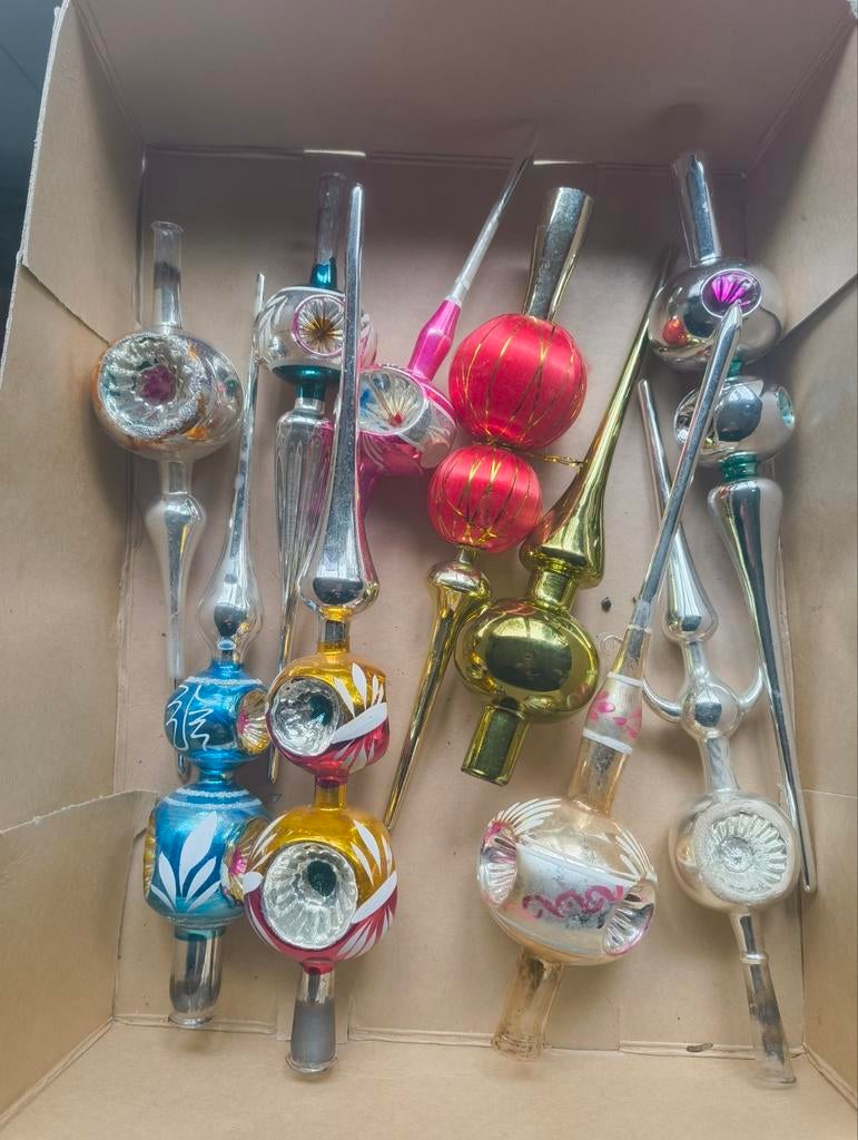 Kerstpiek (diverse), Ophalen