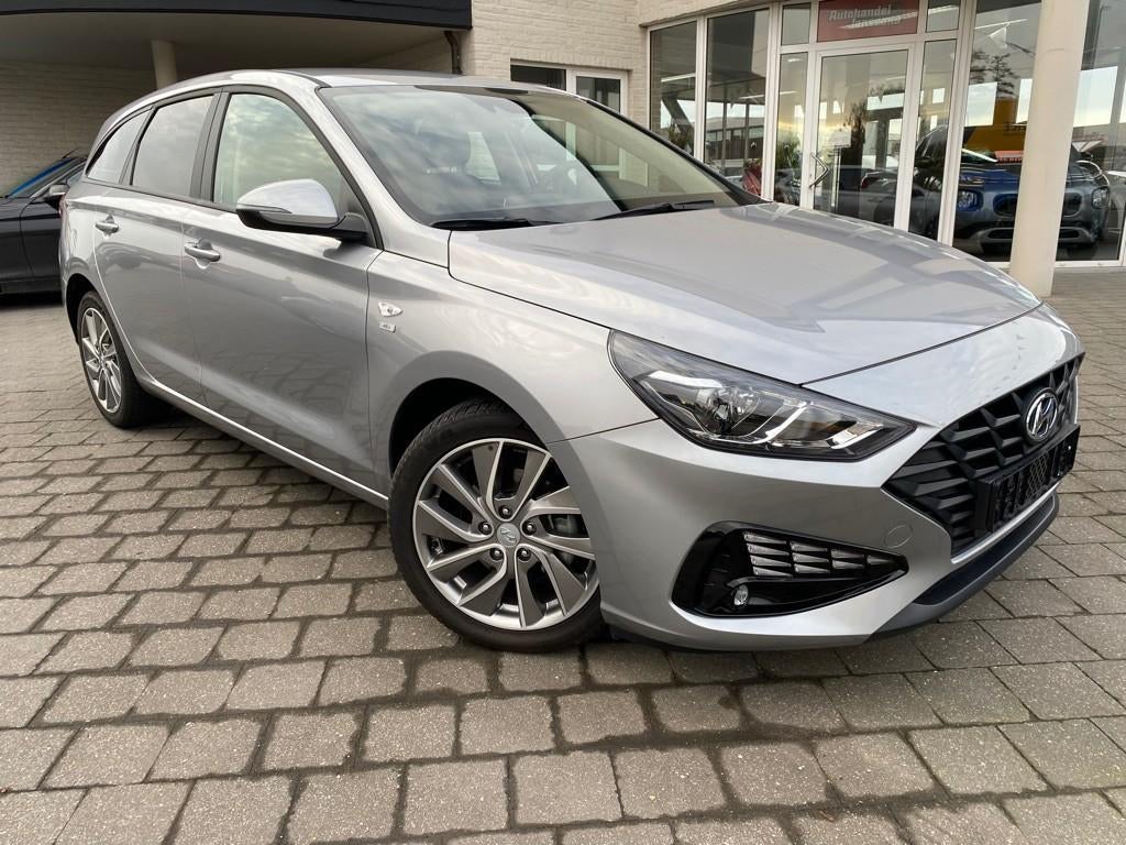 Hyundai i30 break 1000cc essence, Autos, Hyundai, Argent ou Gris, Achat, Euro 6, Entreprise