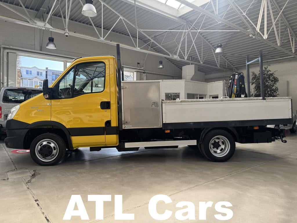 Iveco Daily | Kraan | 3.5T Trekvermogen | Keuring | 1J Garan, Auto's, 100 kW, Gebruikt, Beige, 136 pk