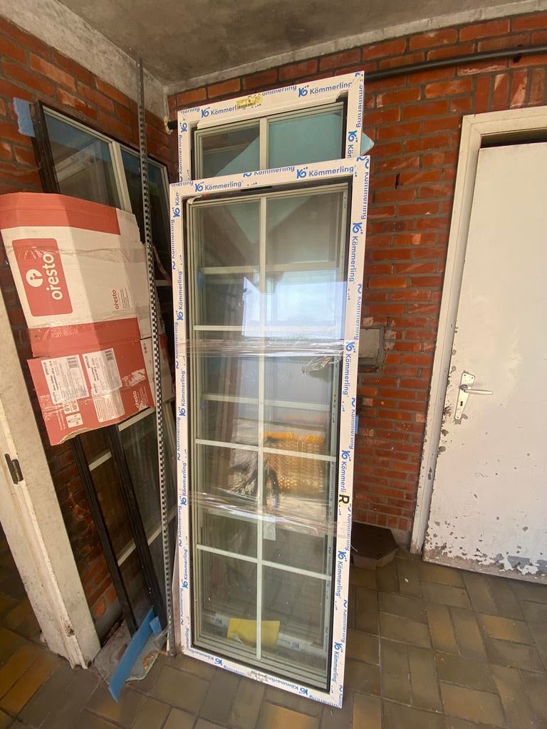 Gloednieuwe ramen driedubbel glas, Doe-het-zelf en Bouw, Glas en Ramen, Ophalen, Minder dan 80 cm, Nieuw, 160 cm of meer