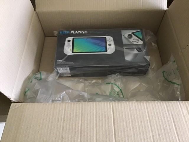 G cloud Logitech console + adapter (new) 329 eur in winkel, Ophalen of Verzenden, Nieuw