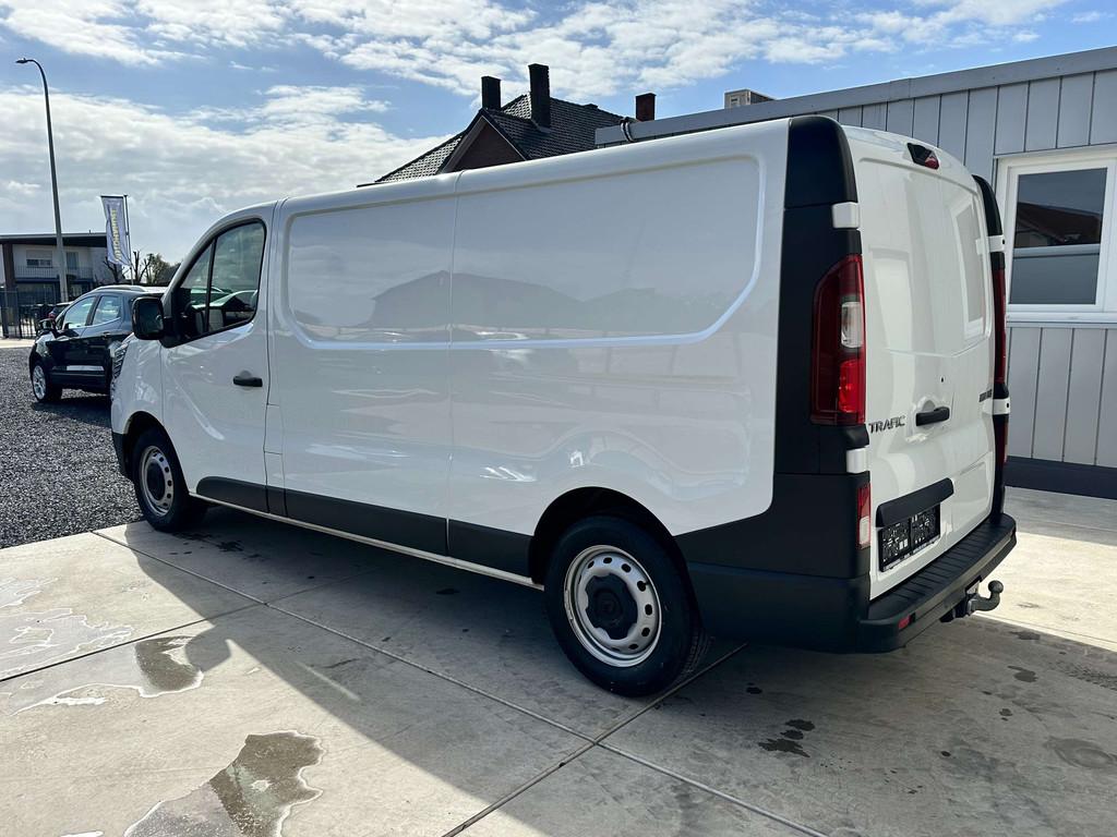 Renault Trafic 2.0 dCi L2H1 * 21000 km * Garantie 09/2029 *, Autos, Achat, Entreprise, 3 places, 5 portes
