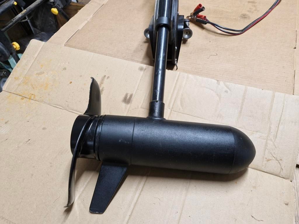 Moteur MINN KOTA ARRIÈRE., Enlèvement