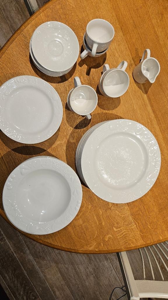 Service de table blanc, Maison & Meubles, Enlèvement, Utilisé, Porcelaine, Uni