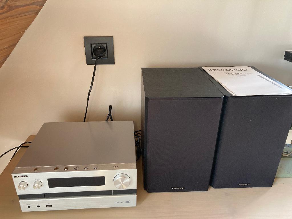 Cd speler, Audio, Tv en Foto, Cd-spelers, Ophalen, Zo goed als nieuw, Overige merken, Met radio